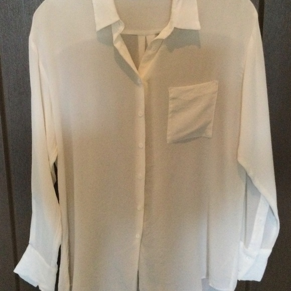 Zara Woman semi-Sheer flouncy Button Up Blouse in Ecru White XS - Picture 2 of 3